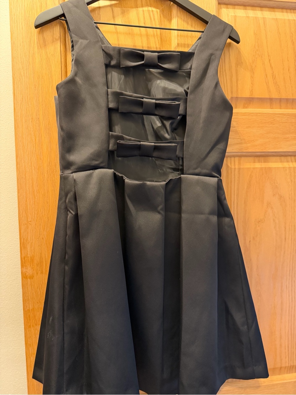 Topshop Black Sleeveless Pleated Fit-and-Flare Dress